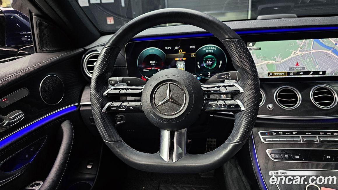 Mercedes-Benz E-Class 2021