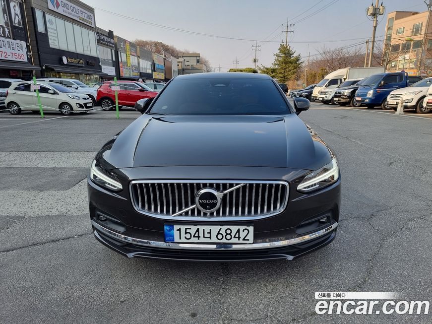 Volvo S90 2022