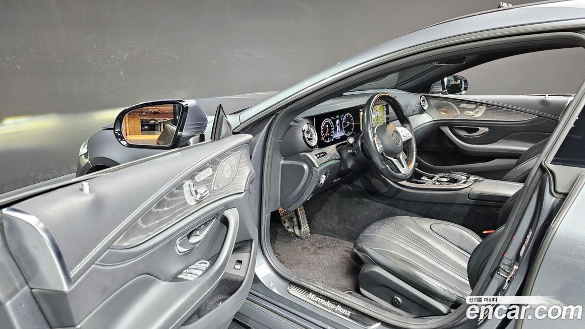 Mercedes-Benz CLS-Class 2020