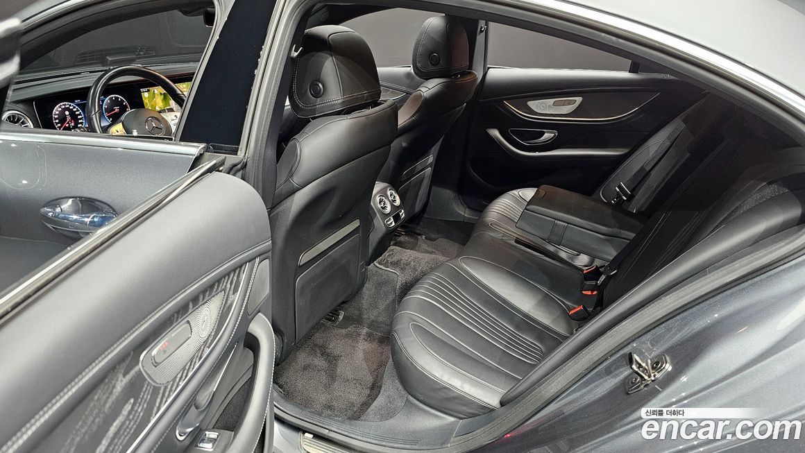 Mercedes-Benz CLS-Class 2020