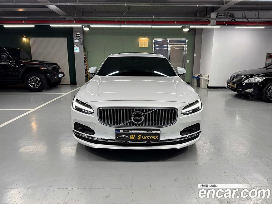 Volvo S90 2023