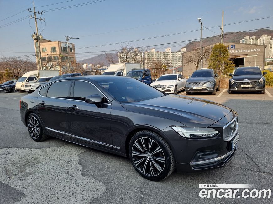 Volvo S90 2022