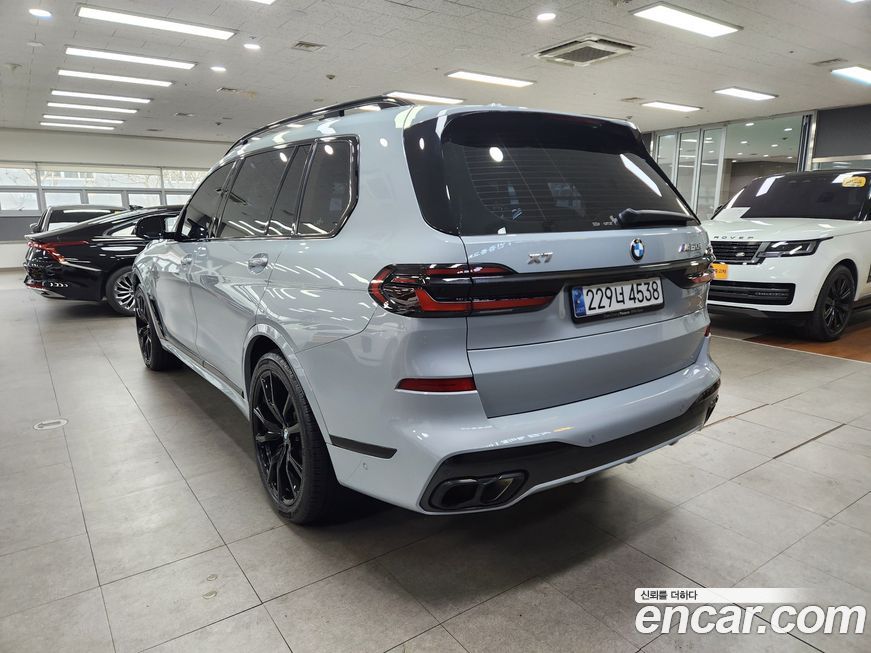 BMW X7 2024