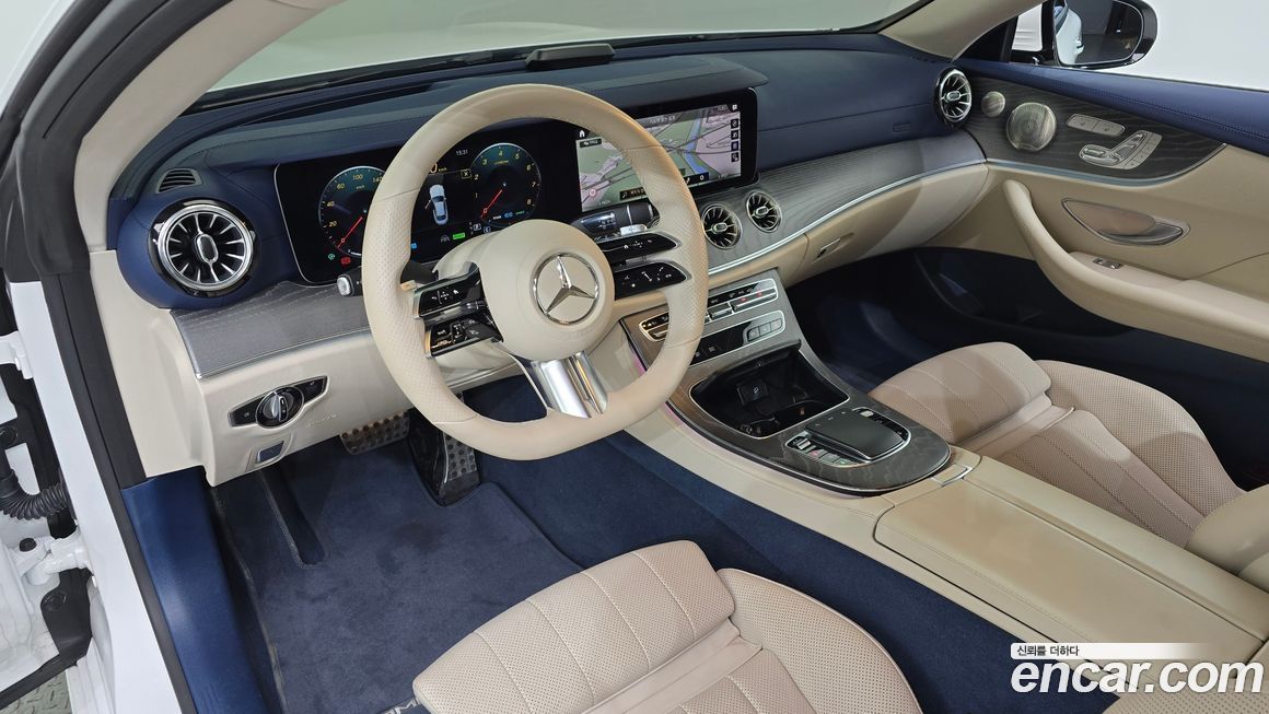 Mercedes-Benz E-Class 2021