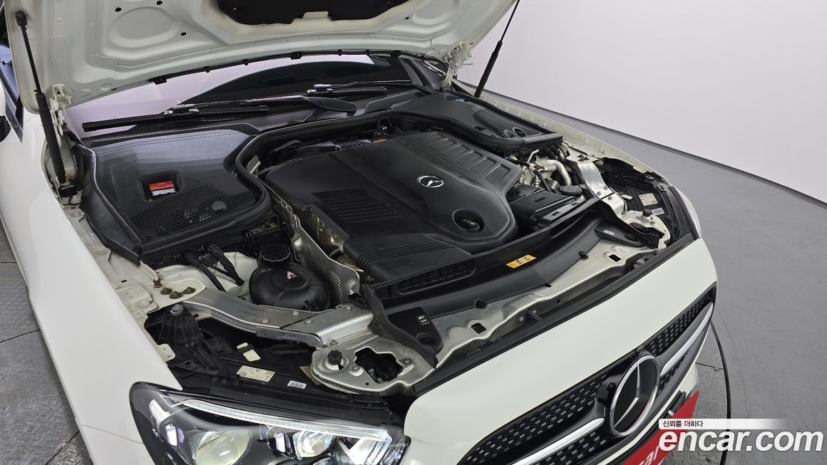 Mercedes-Benz E-Class 2021