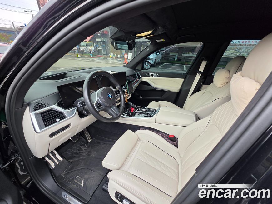 BMW X7 2024