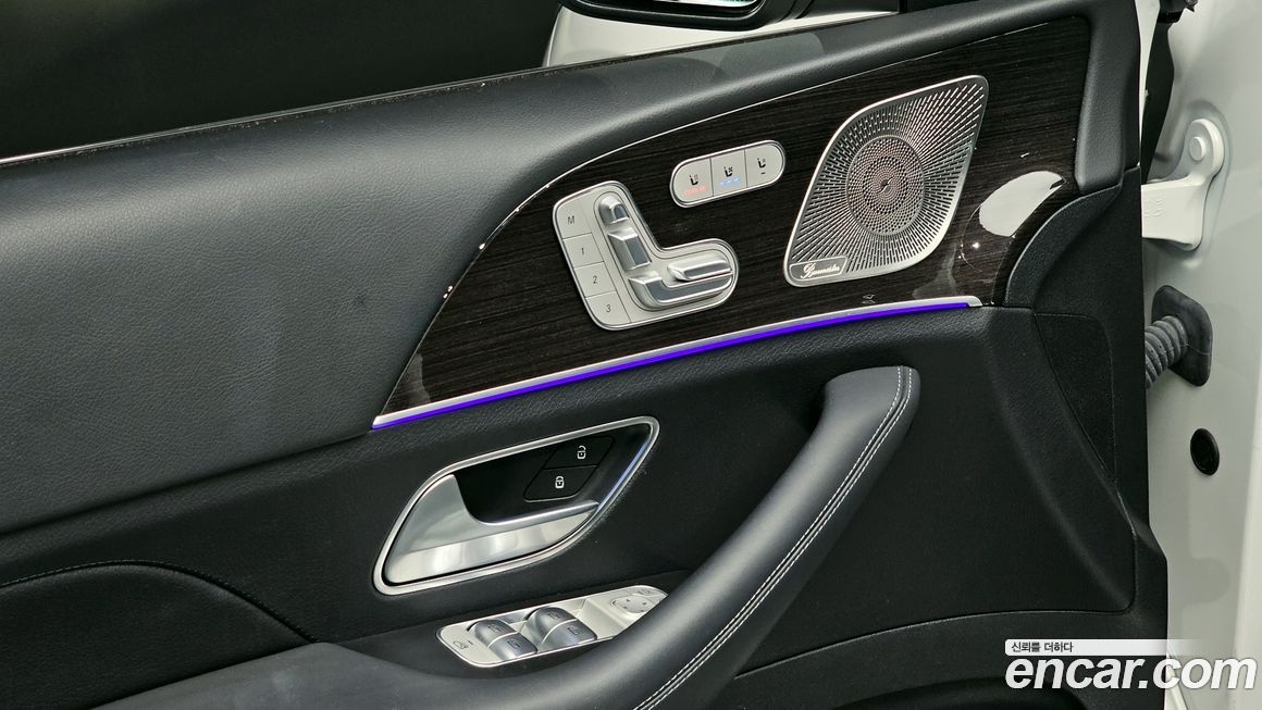 Mercedes-Benz GLE-Class 2023