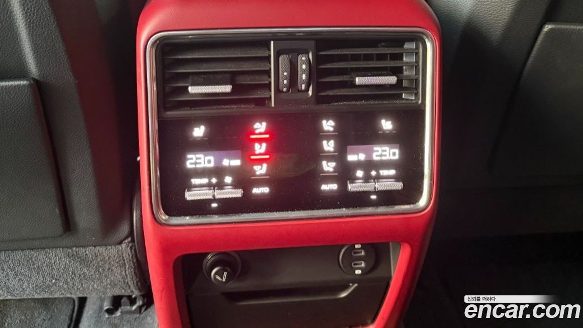 Porsche Cayenne 2023