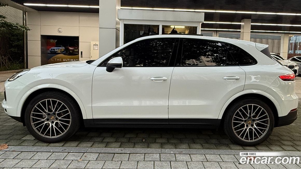 Porsche Cayenne 2023