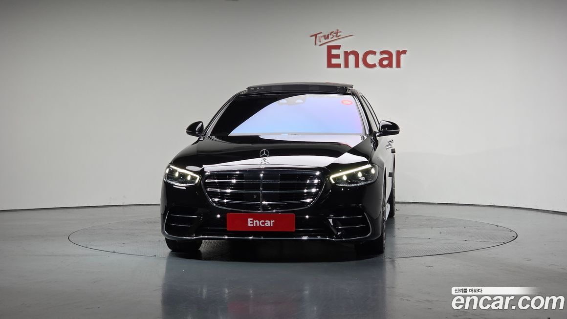 Mercedes-Benz S-Class 2021