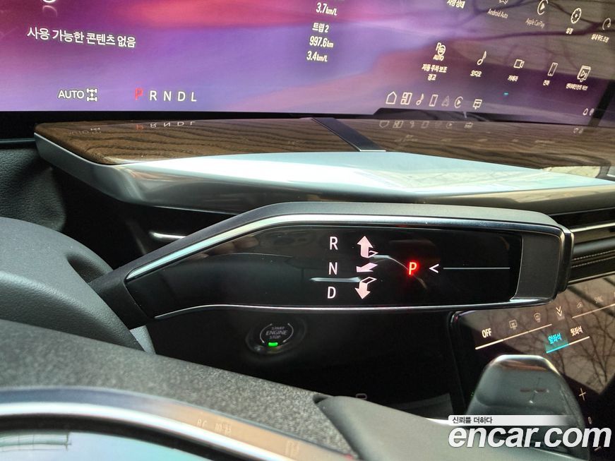 Cadillac Escalade 2025