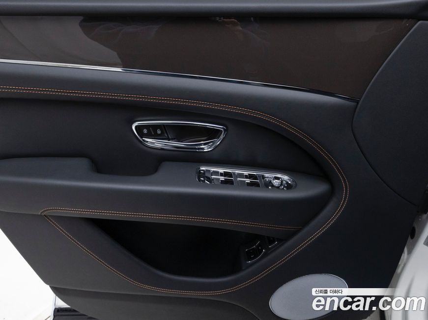 Bentley Bentayga 2025