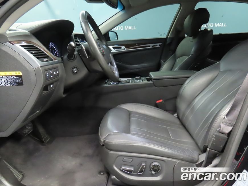 Hyundai Genesis 2016