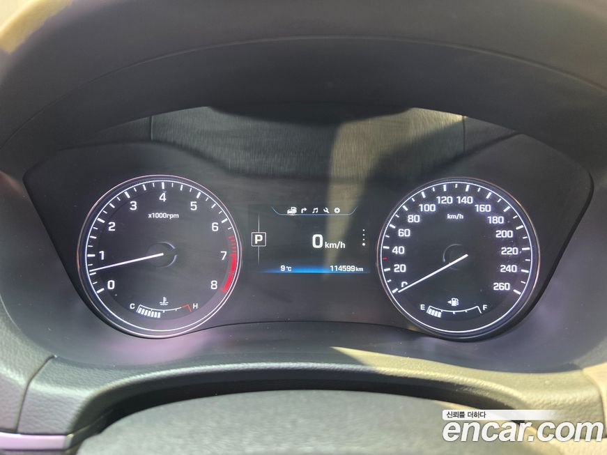 Hyundai Genesis 2016