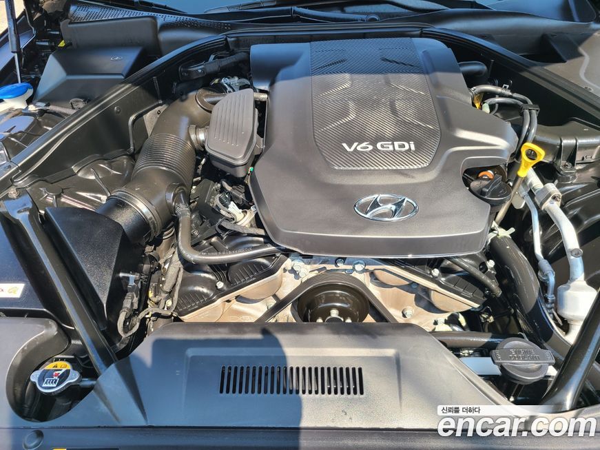 Hyundai Genesis 2016