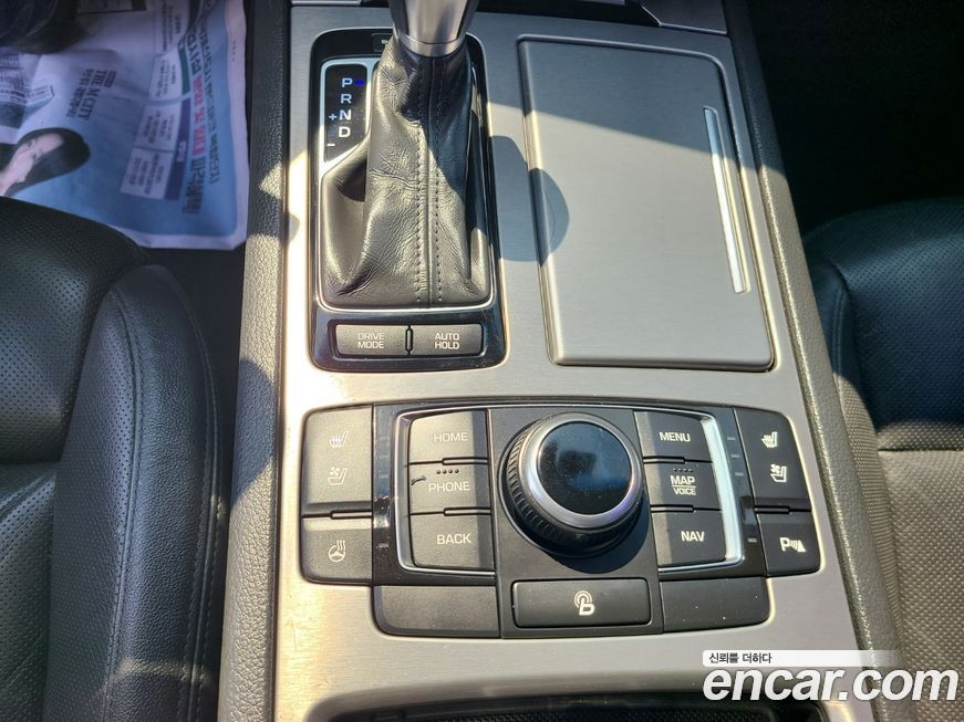 Hyundai Genesis 2016