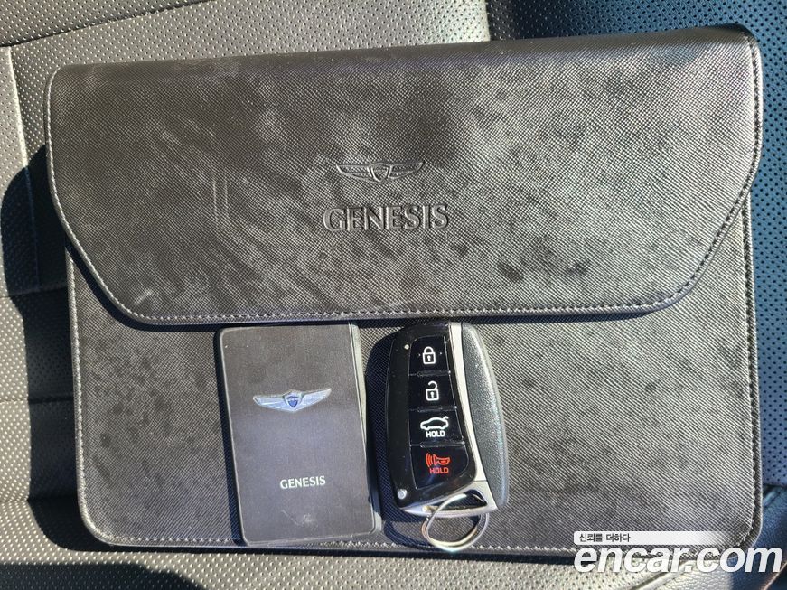 Hyundai Genesis 2016