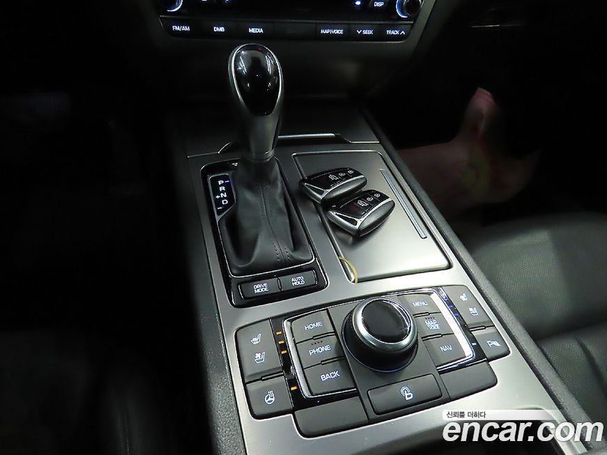 Hyundai Genesis 2016