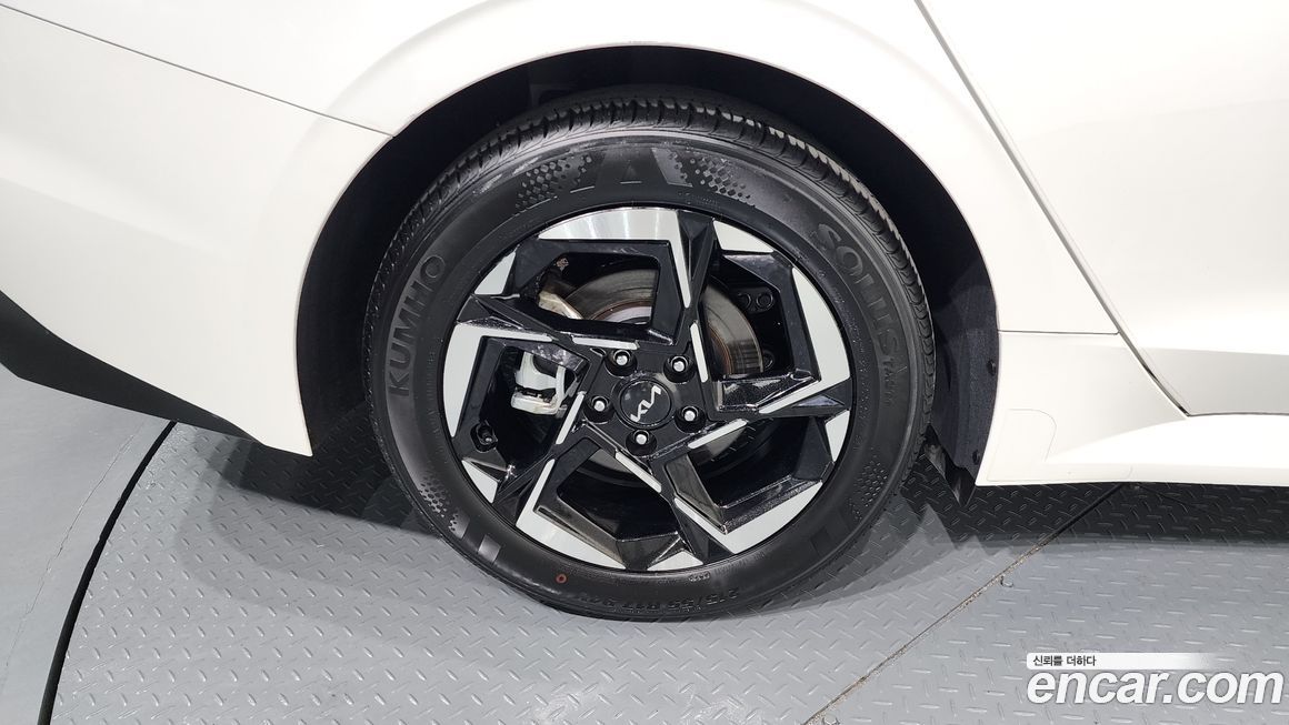 Kia K5 2024