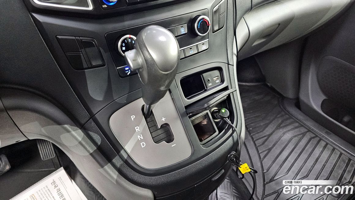 Hyundai Starex 2019