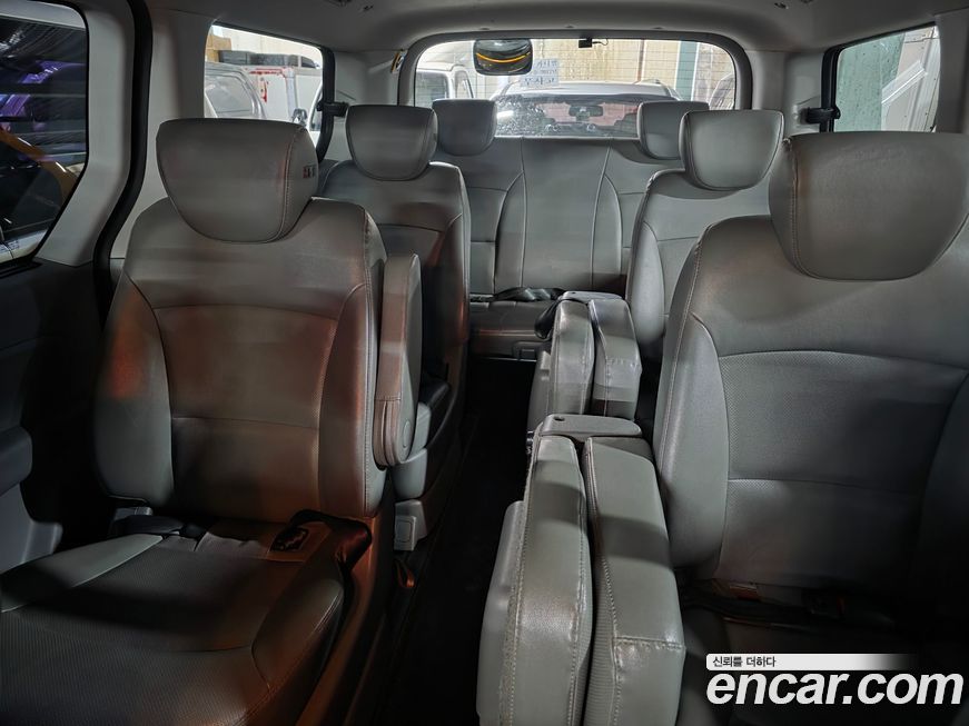 Hyundai Starex 2019