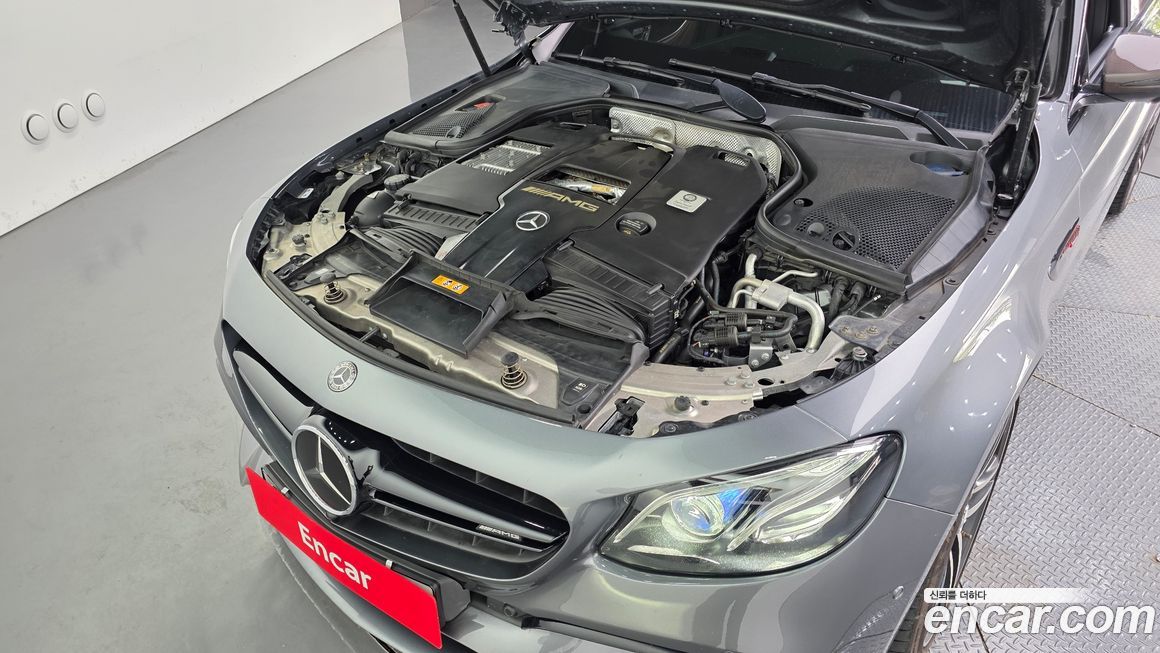 Mercedes-Benz E-Class 2019