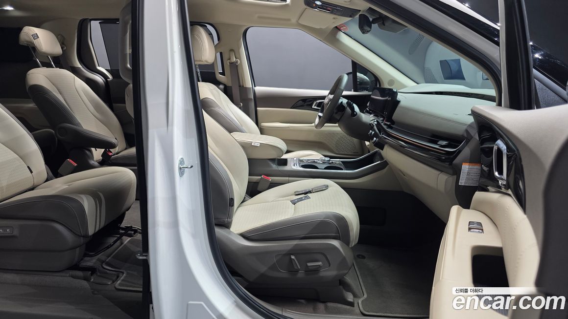 Kia Canival 2025
