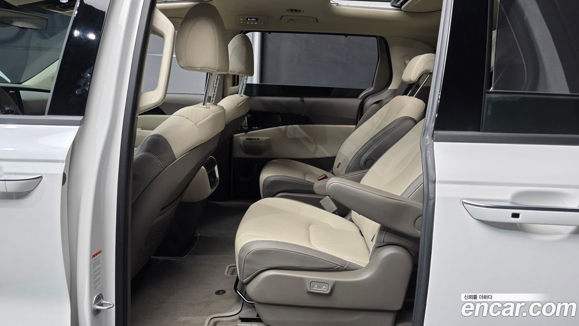 Kia Canival 2025