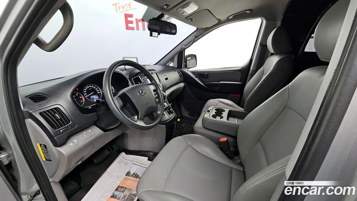 Hyundai Starex 2019