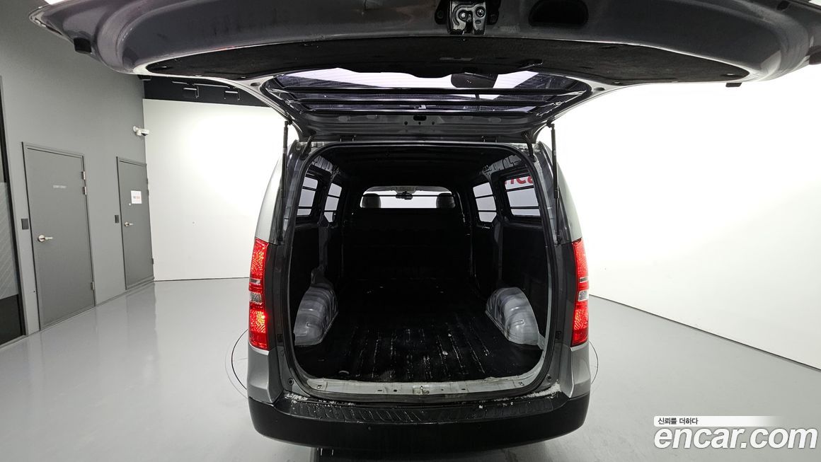 Hyundai Starex 2019