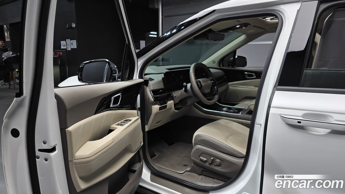 Kia Canival 2025
