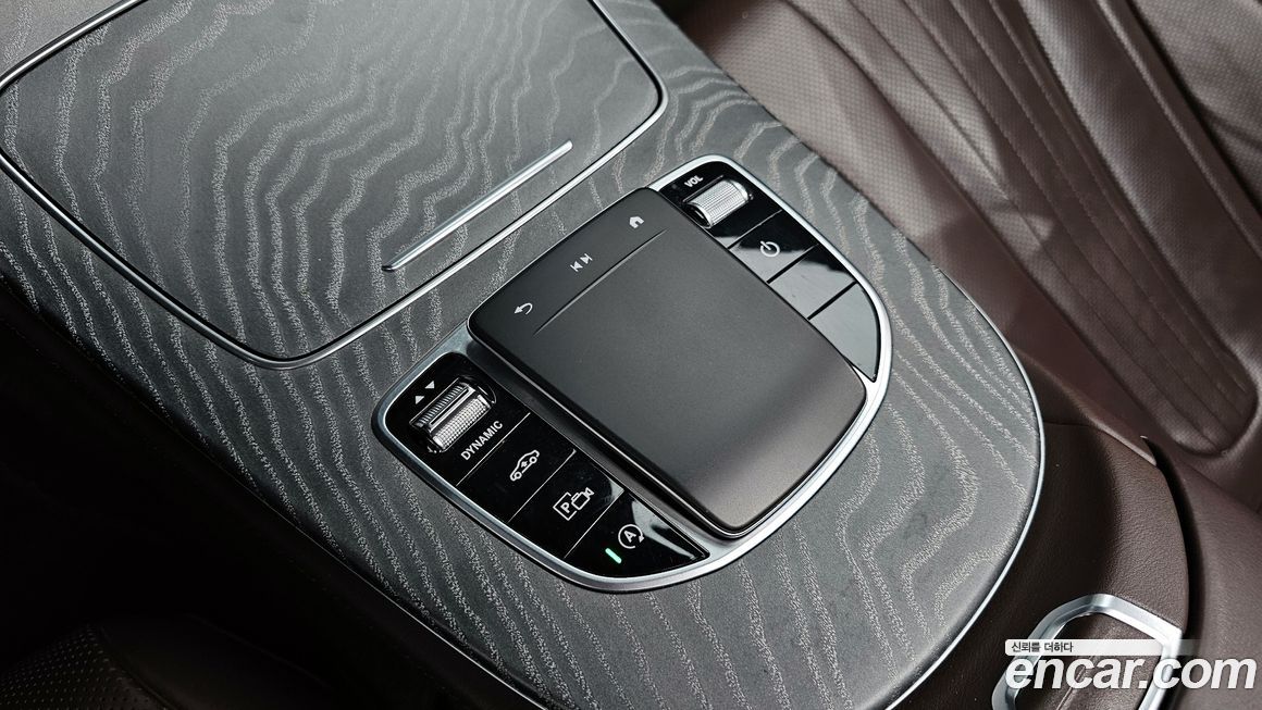 Mercedes-Benz CLS-Class 2021