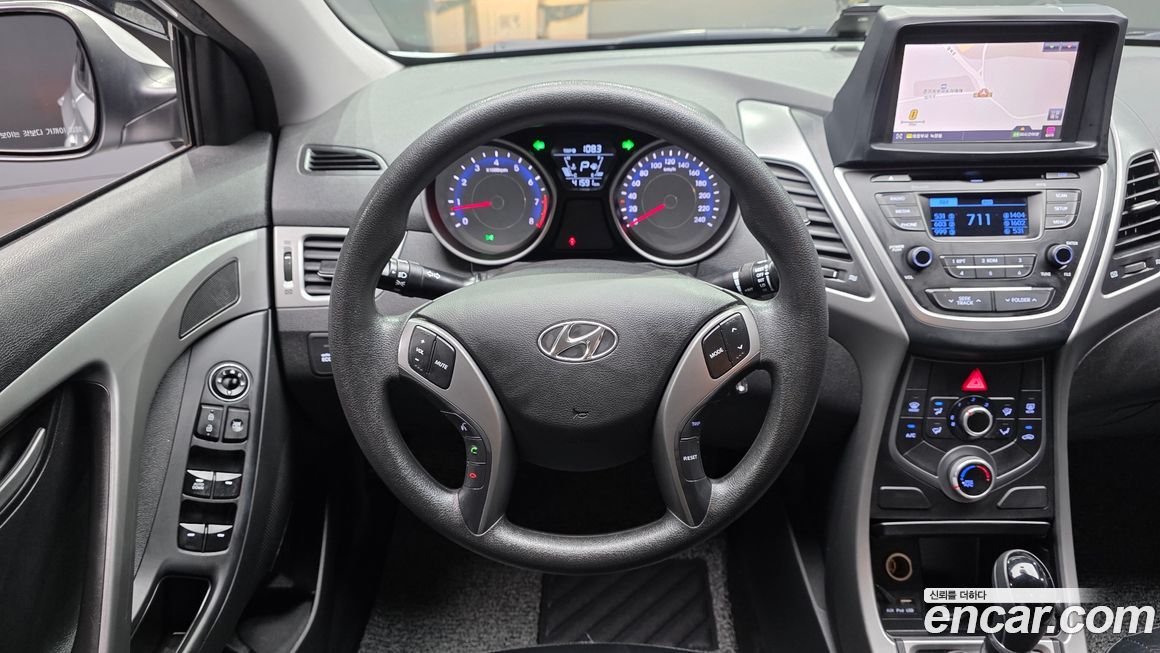 Hyundai AVANTE 2014