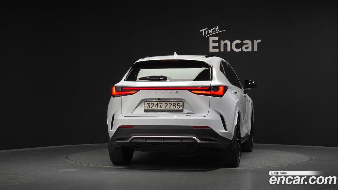 Lexus NX 2022