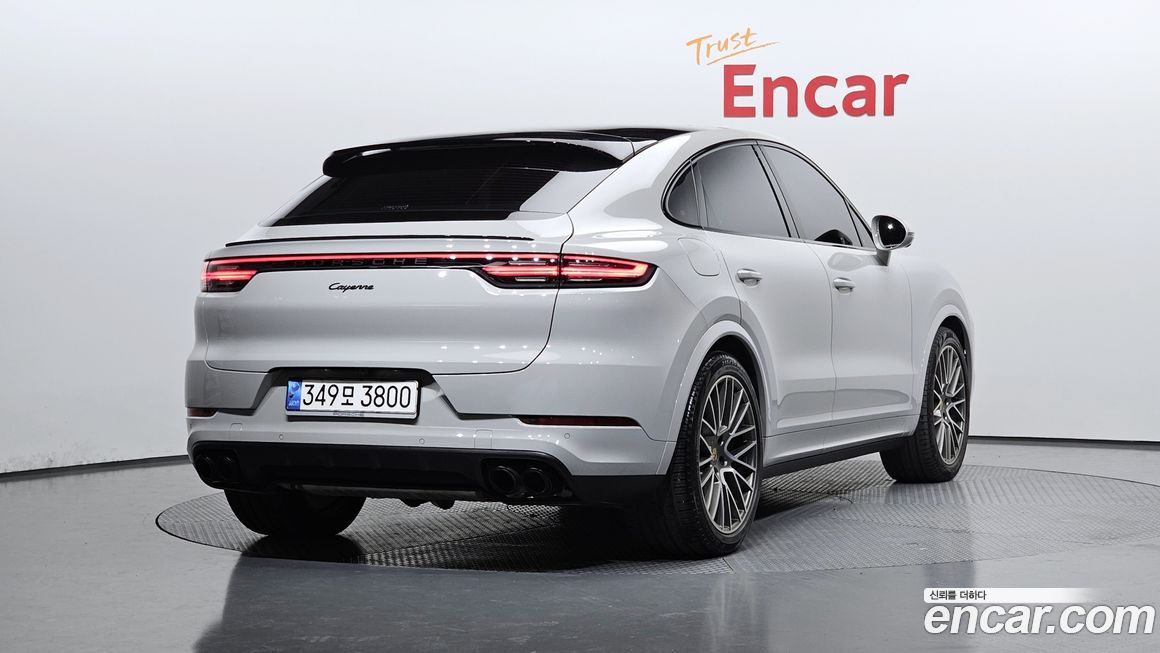 Porsche Cayenne 2022