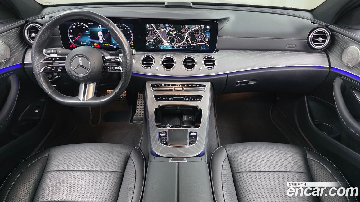 Mercedes-Benz E-Class 2023