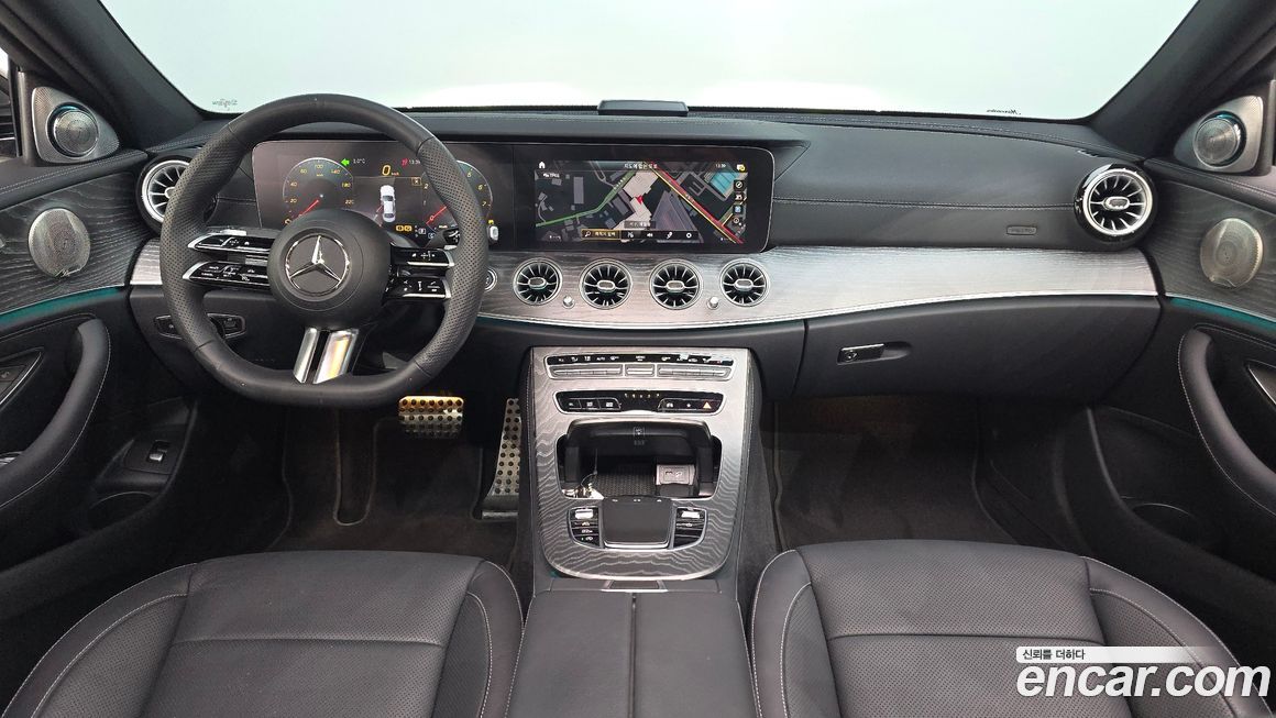 Mercedes-Benz E-Class 2023