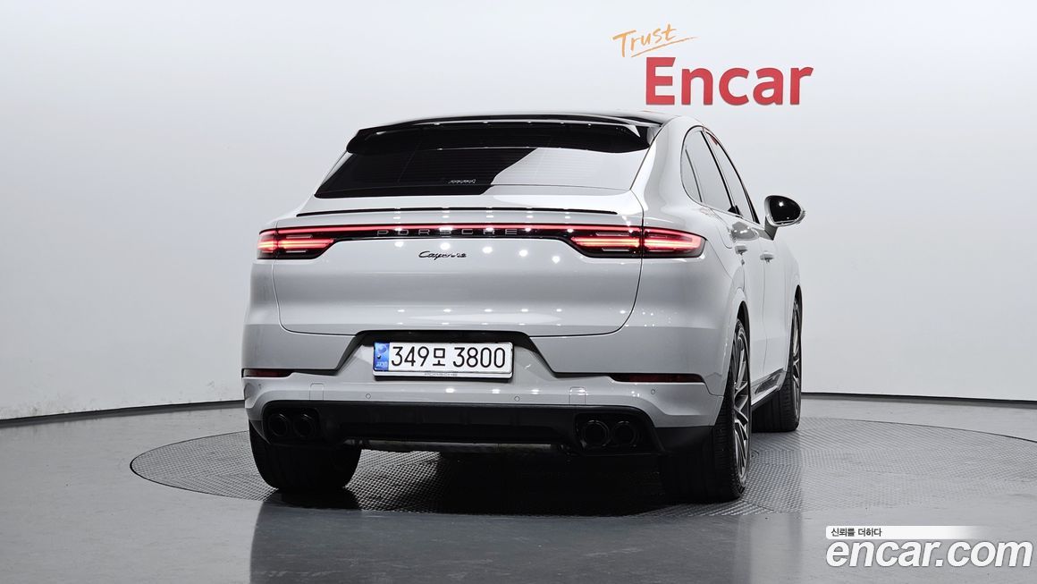 Porsche Cayenne 2022