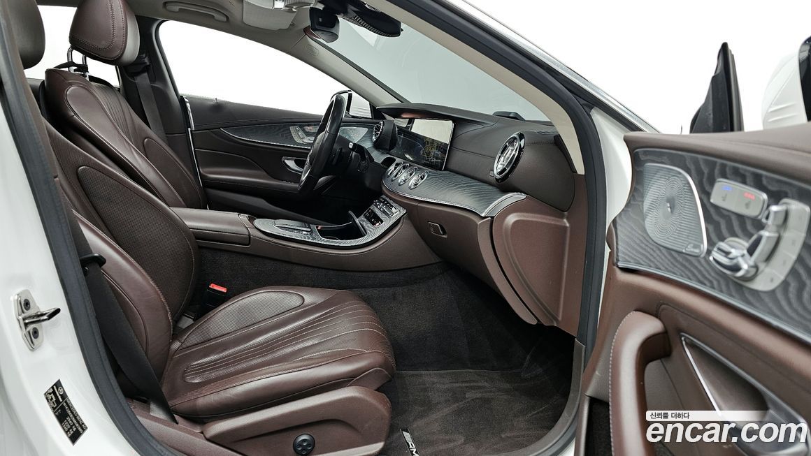 Mercedes-Benz CLS-Class 2021