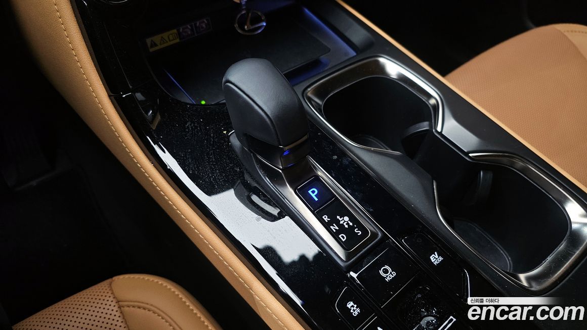 Lexus NX 2024