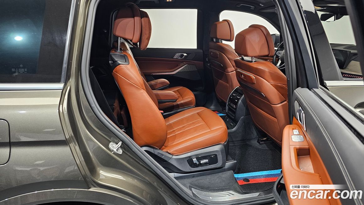 BMW X7 2023