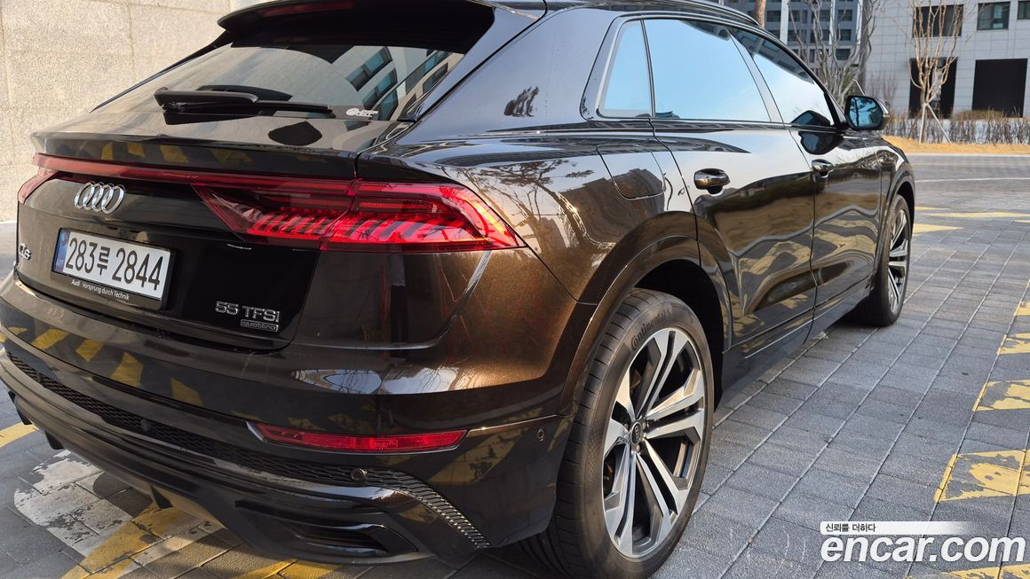 Audi Q8 2023