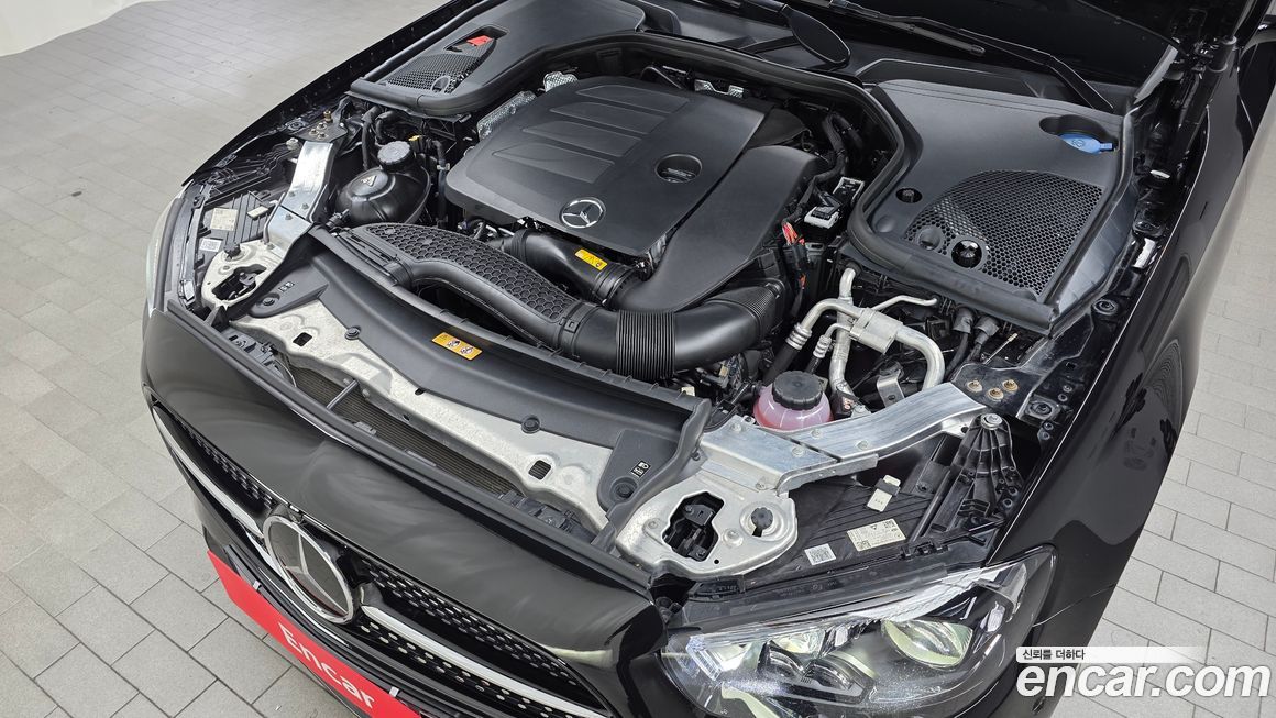 Mercedes-Benz E-Class 2023