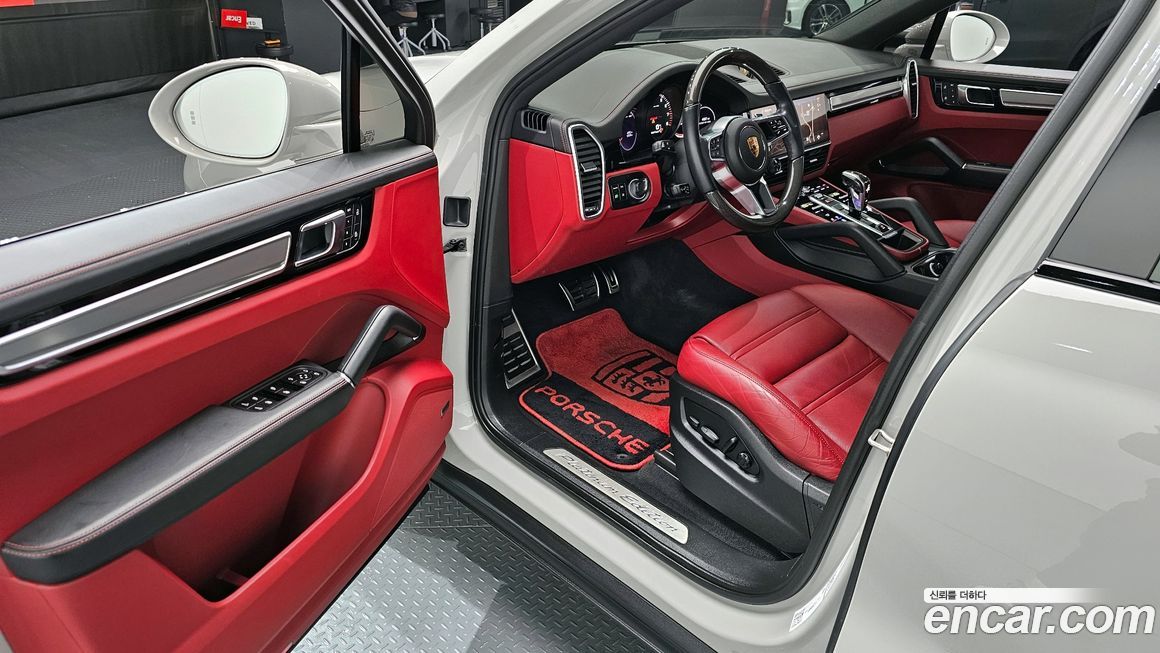 Porsche Cayenne 2022