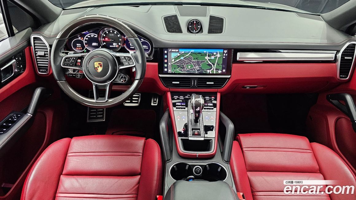 Porsche Cayenne 2022