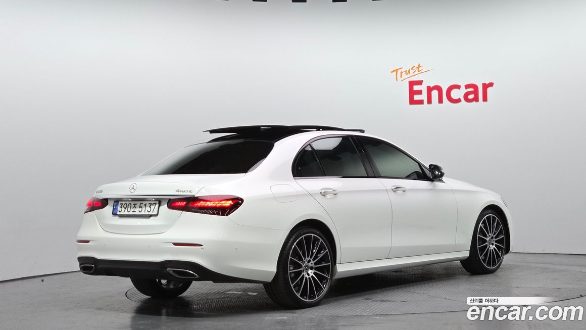 Mercedes-Benz E-Class 2023