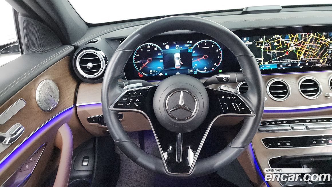 Mercedes-Benz E-Class 2022