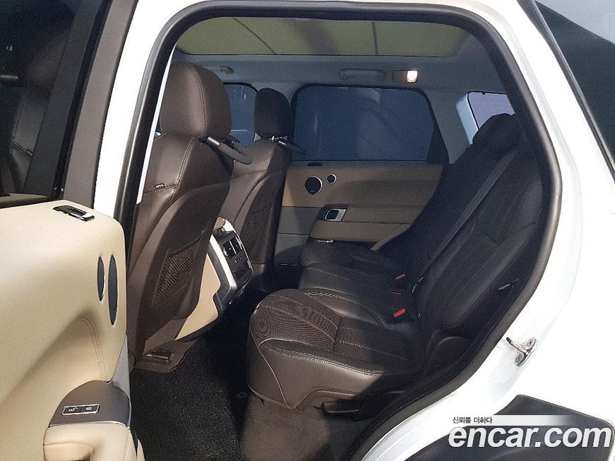 Land Rover Range Rover Sport 2016