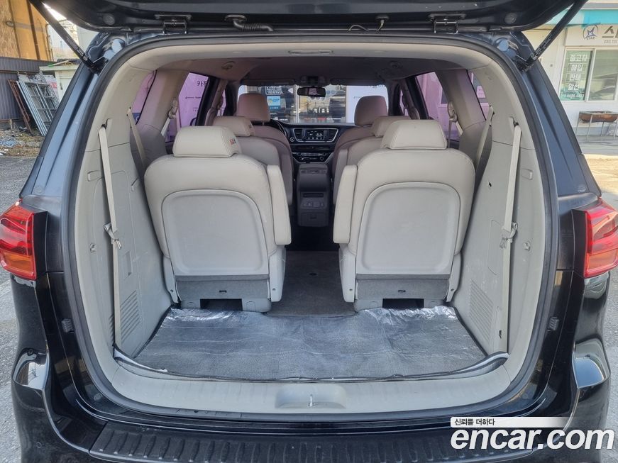 Kia Canival 2019