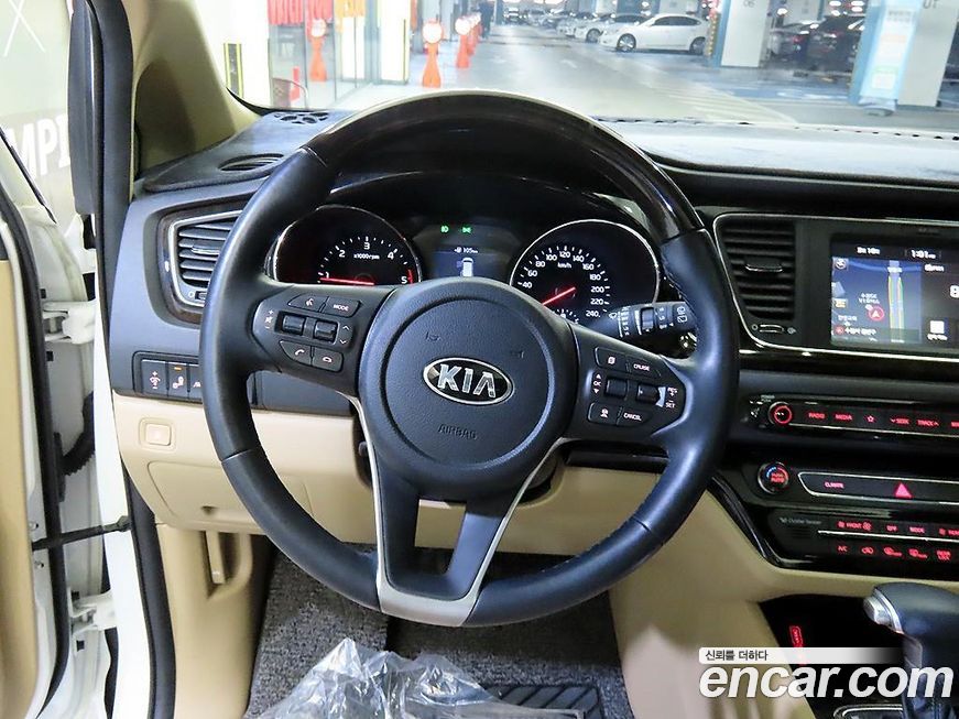 Kia Canival 2019